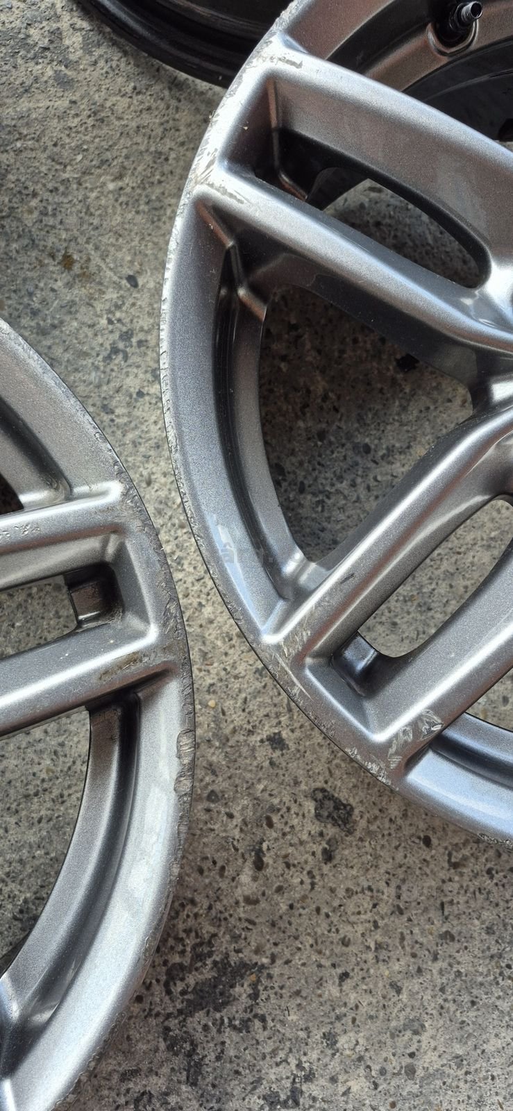 Set jante Audi R17;7,5Jx17H2,ET.38. 4