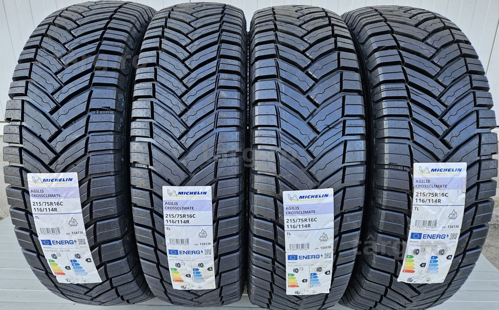 215/75 R16C, 116, MICHELIN CrossClimate, Anvelope mixte M+S PROMOTIE