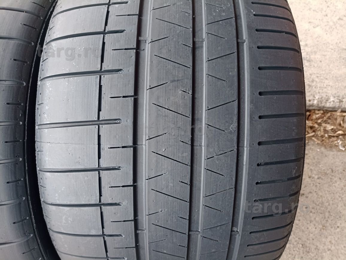 2 anvelope de vara ca noi Pirelli 355/25 R21 dot 3019 3