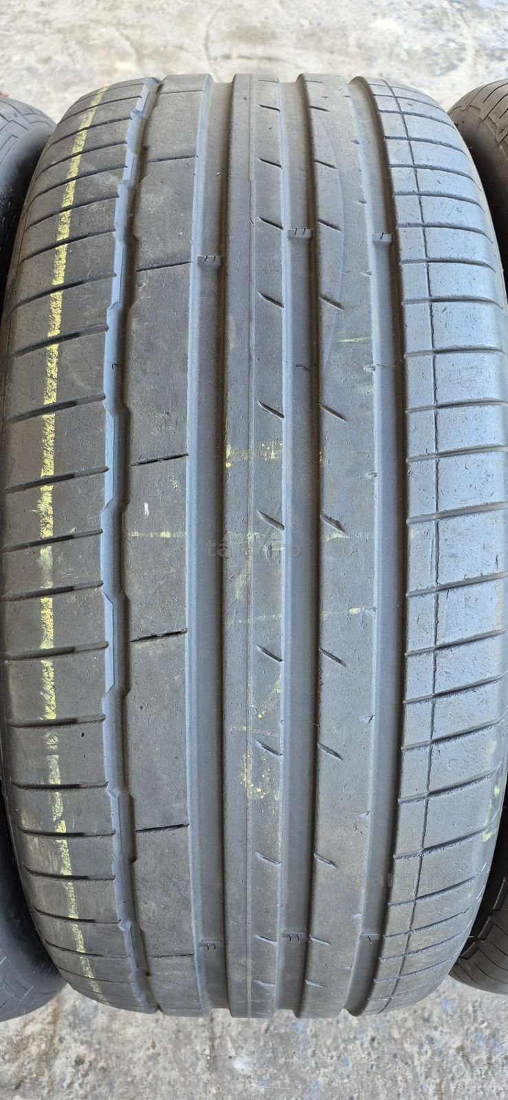 4 anvelope vara Hankook 265/40/22,dot 2021-2022.Pretul este pe bucata. 3