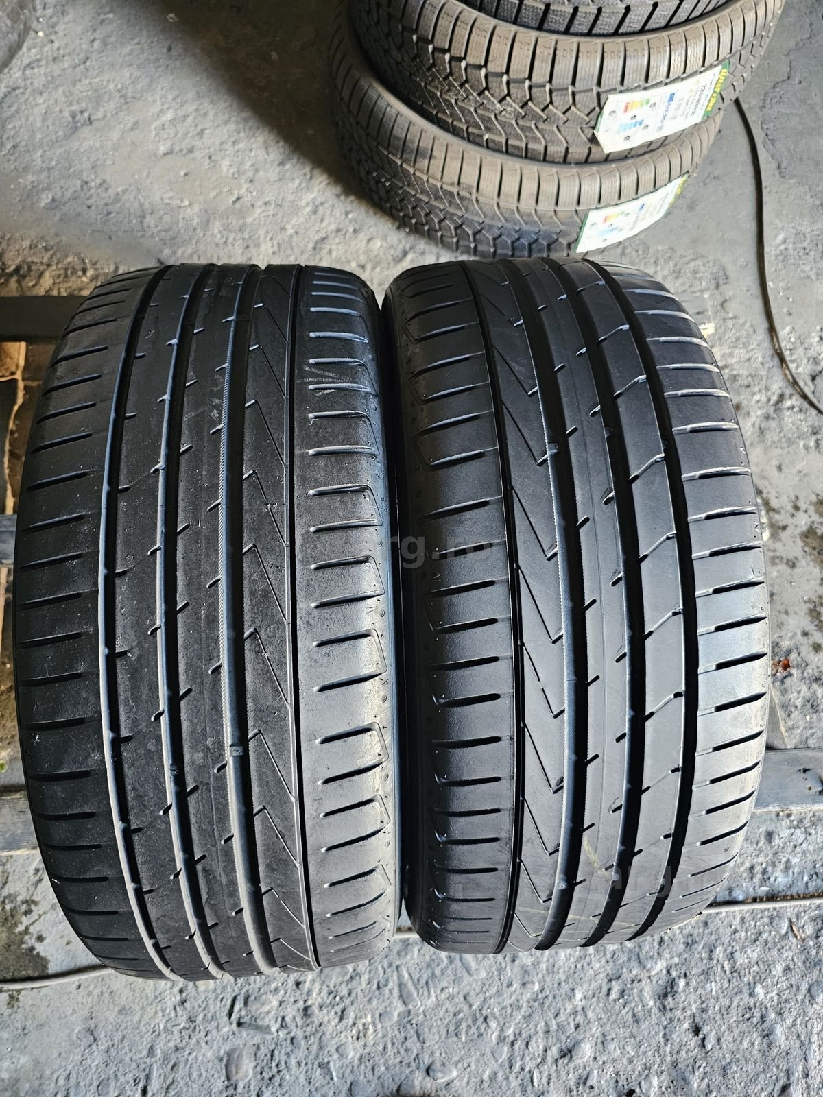 2 anvelope vara 225 45 17 Hankook 5.3mm