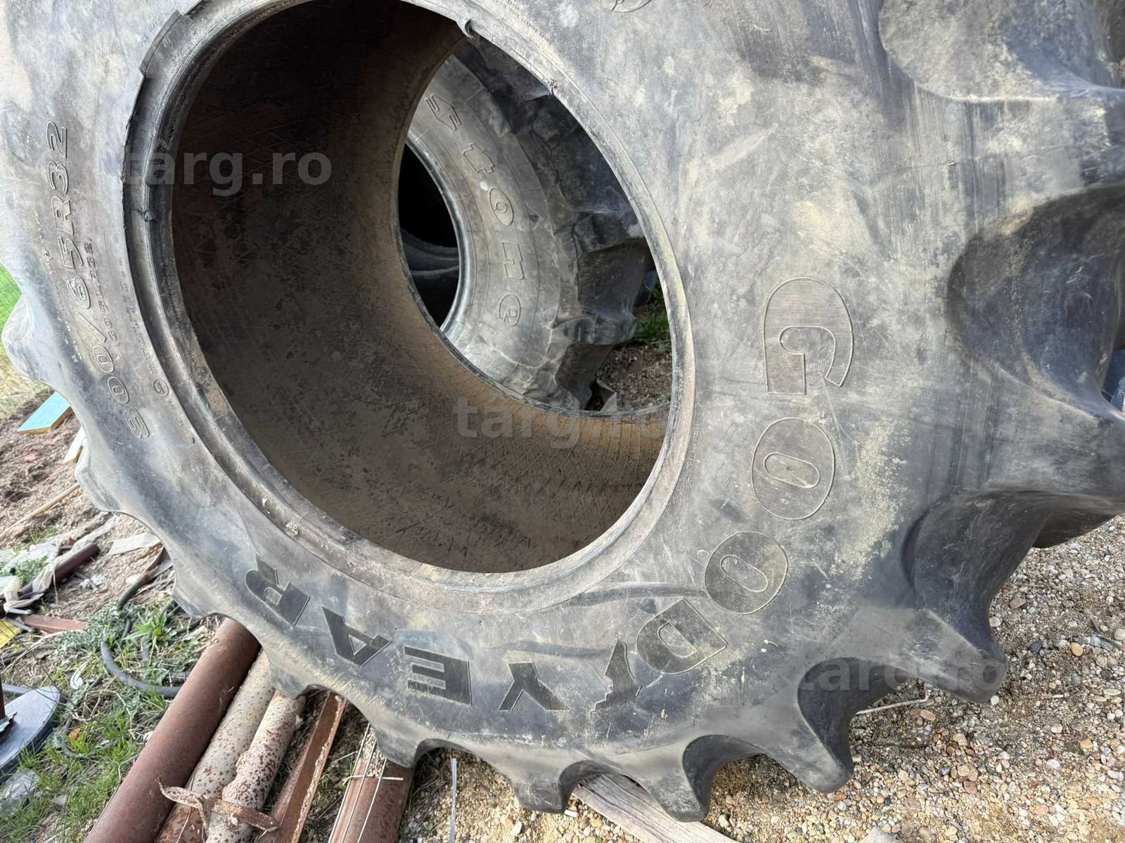 Cauciuc Goodyear 800.65 R32 3
