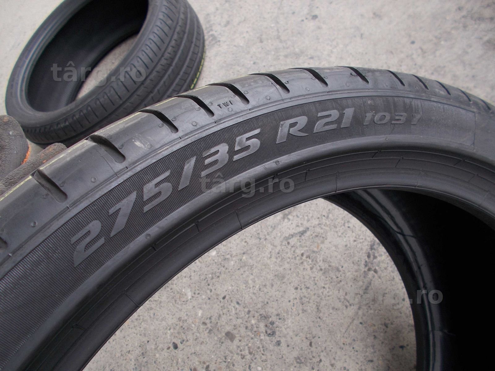 Set anvelope vara Runflat 245 40 21 cu 275 35 21 Bridgestone +Pirelli 5