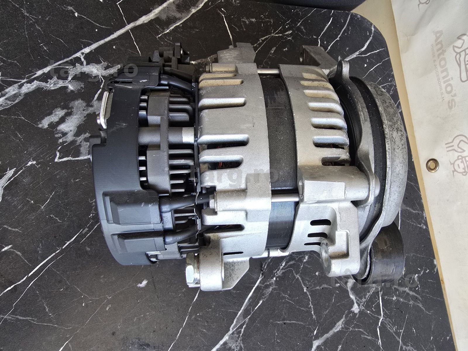 Alternator kia sportage/hyundai tucson 363002u300