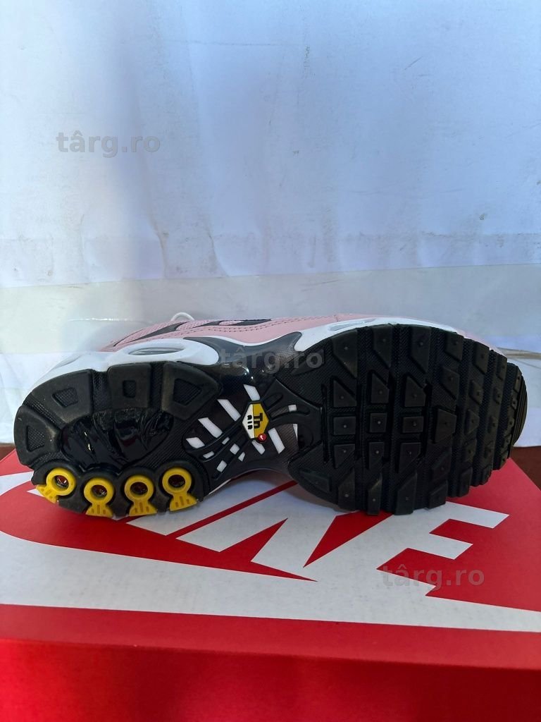 Nike air max plus glaze 8