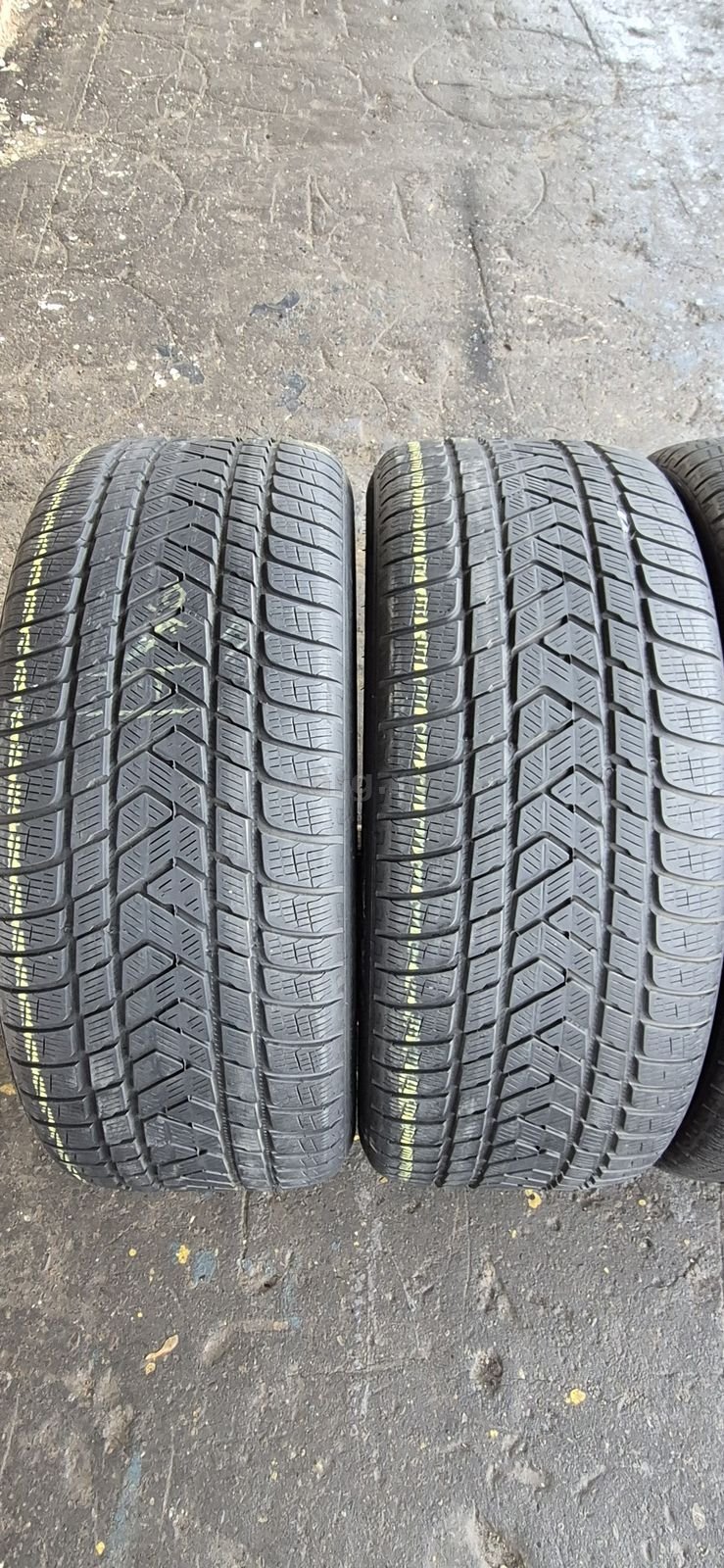 4 anvelope iarna Pirelli 285/45/21.Pretul  este pe bucata. 2