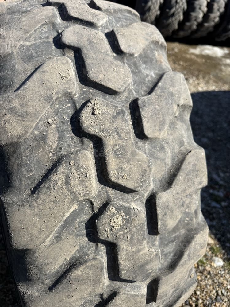 365/70r18 mitas 3