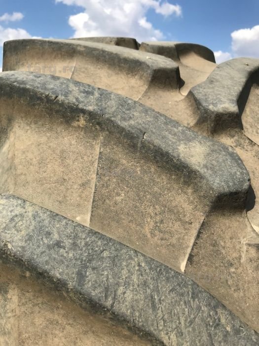 600/65r38 pirelli 4