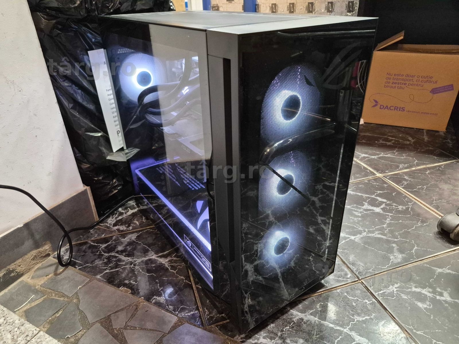 Hope Amanet P10/Unitate PC Gaming ASUS ROG G700TF - RTX 5070 / Ultra 7 265KF / ASUS B860 AX / Racire lichid