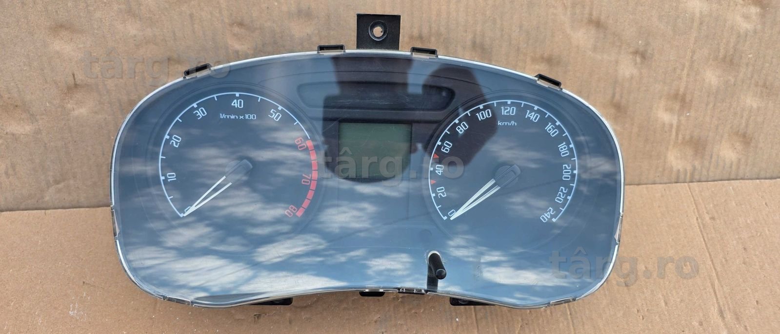Ceasuri bord Skoda Fabia 2 1.2 benzina 2007 / 2008 / 2009 2010