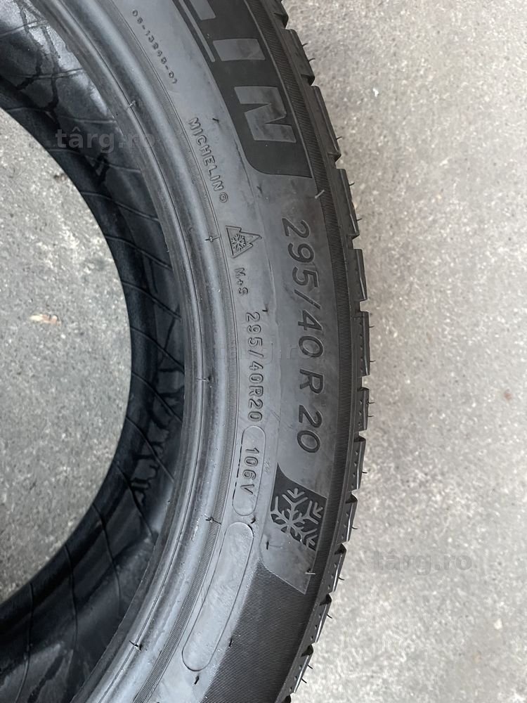 4 anvelope de iarna 295/40/20 Michelin 5