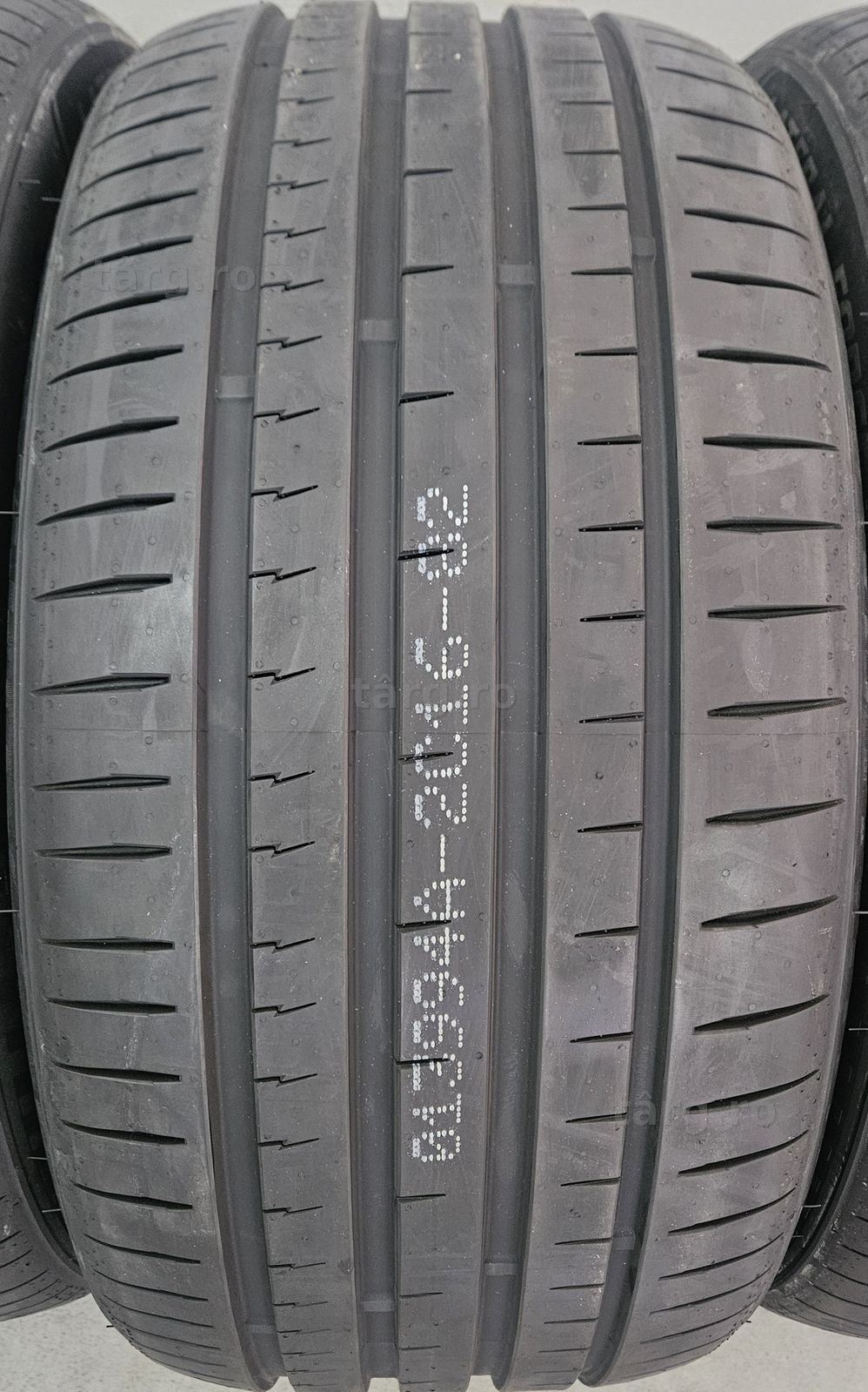 295/40 R20 110Y XL UNIGRIP (Gripmax) Anvelope noi vara protectie janta 8