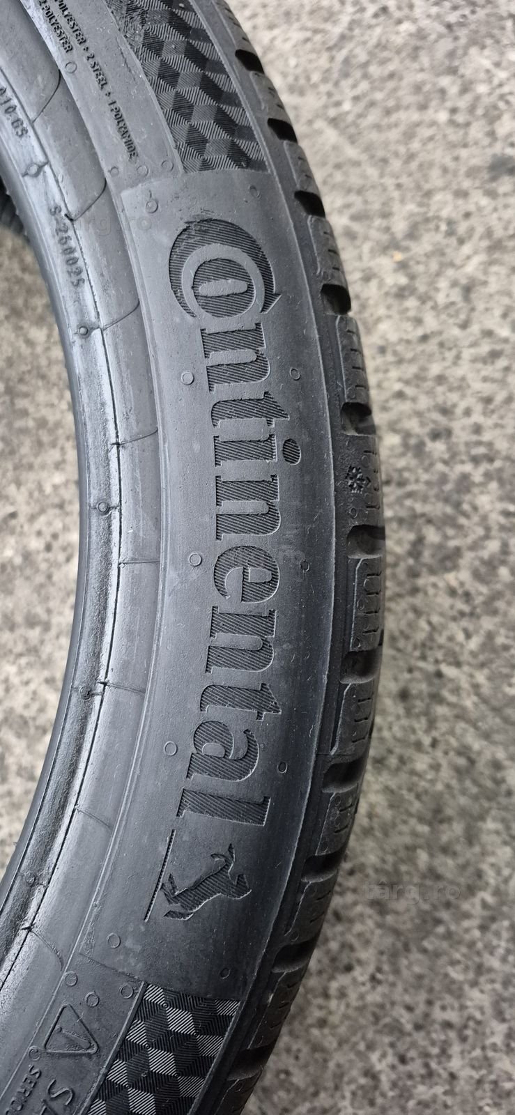 4 anvelope iarna,fata Continental 225/40/18,spate Toyo  245/35/18. 3