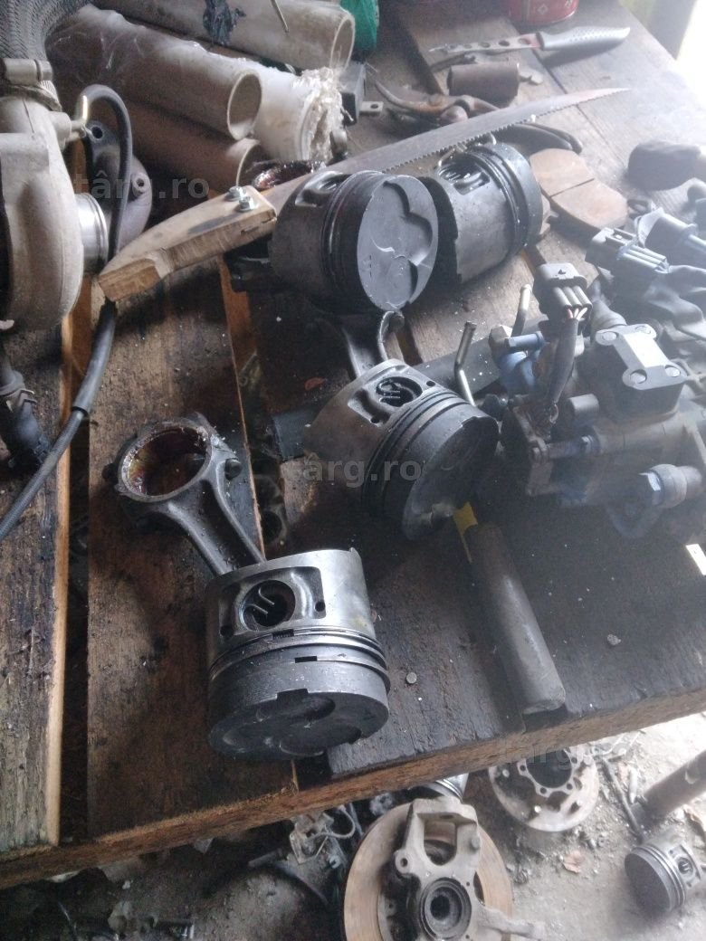 Piston,pompa injectie,turbina mitsubishi l200