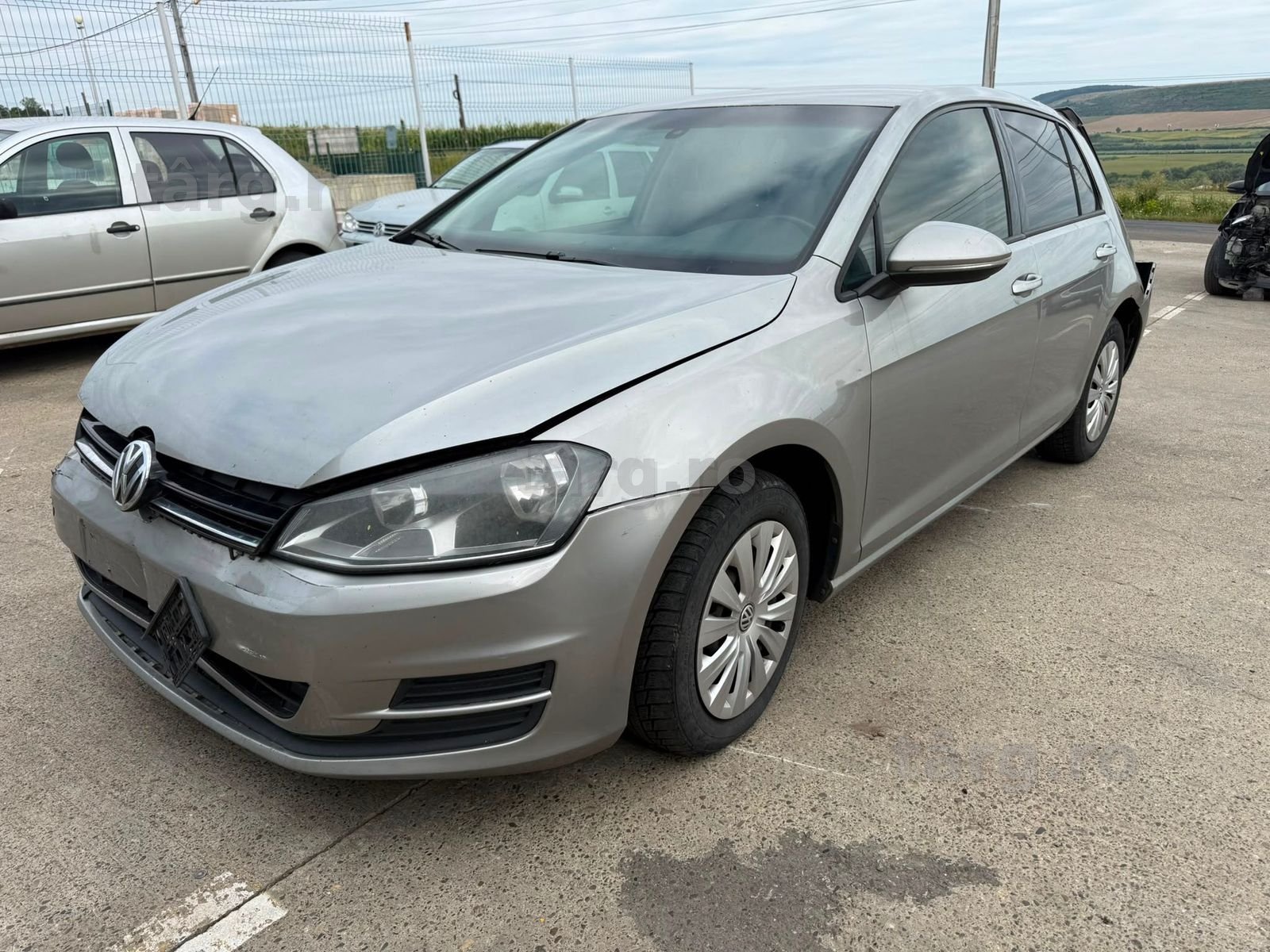 Dezmembrez Vw golf 7 Gri - lb7w hatchback 1.6 tdi CLHA volan stanga
