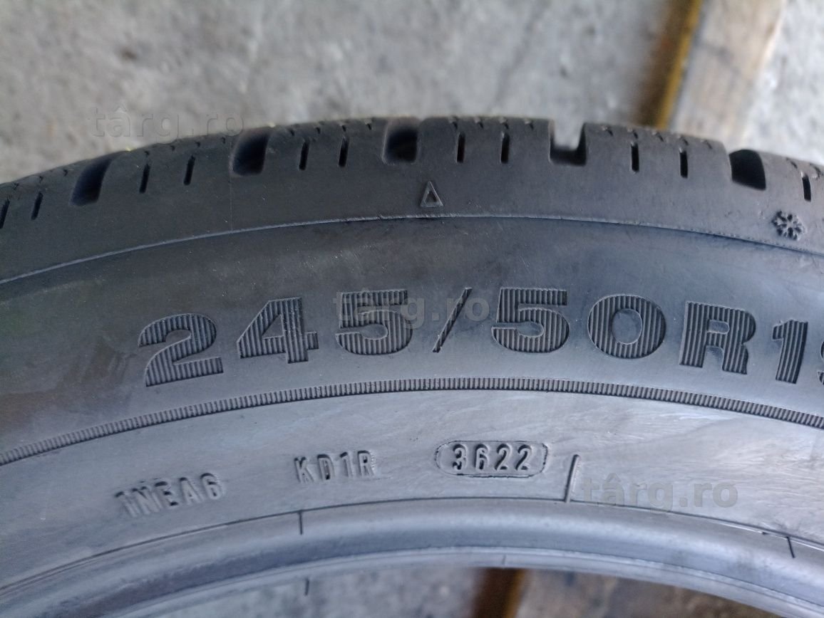 2 anvelope de iarna Dunlop 245/50 R19 dot 3622 4