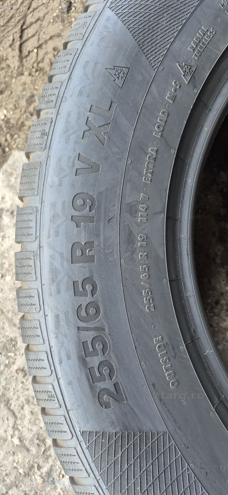 2 anvelope iarna Continental 255/65/19,dot 2021.Pretul este pe bucata. 5