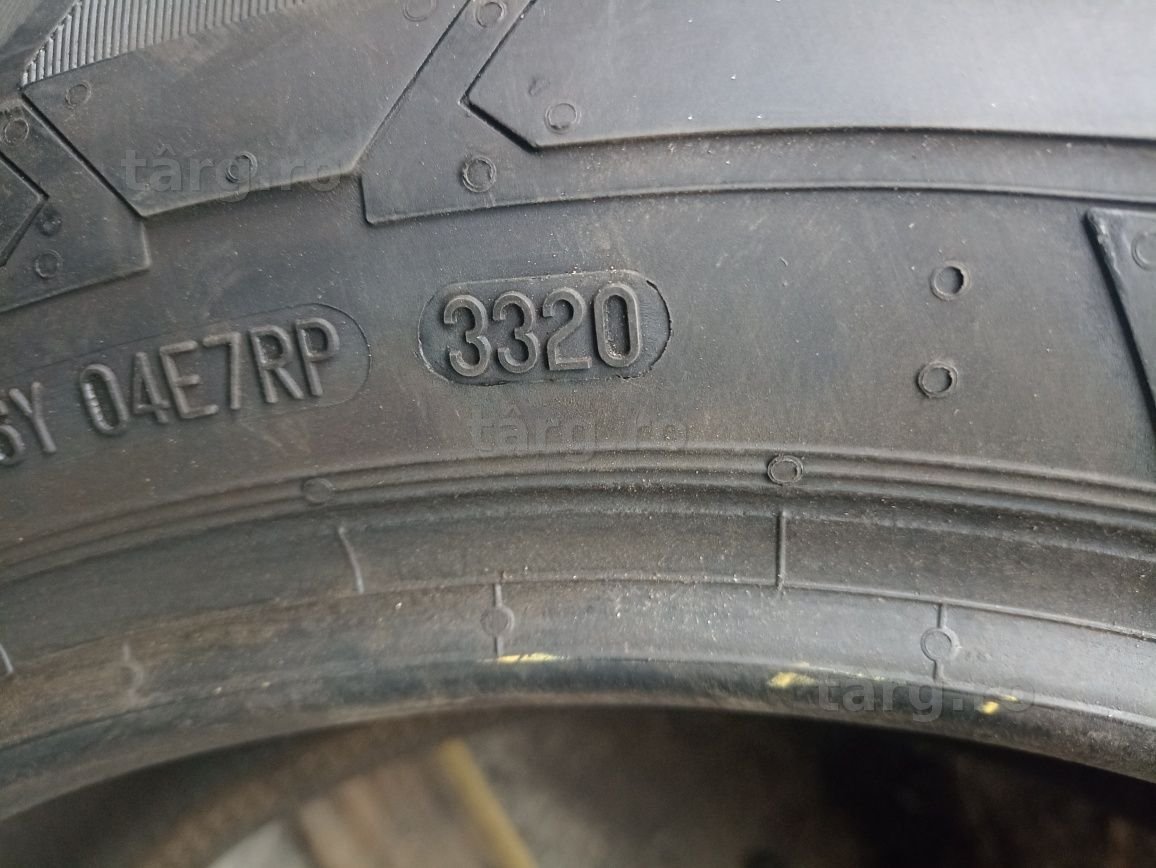 4 anvelope de iarna Continental 225/55 R17C.Pretul este pe bucata. 7