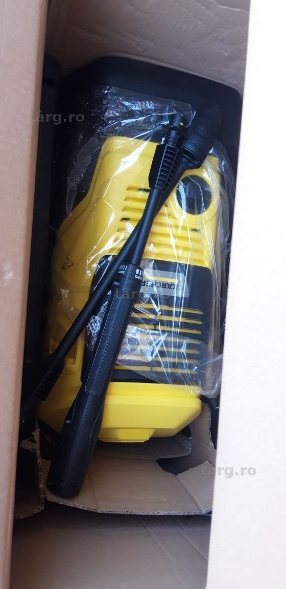 Karcher K4 FJ Aparat de spălat cu presiune 130 Bar 420 l/h Kit Casă Duza Spumă Galben
