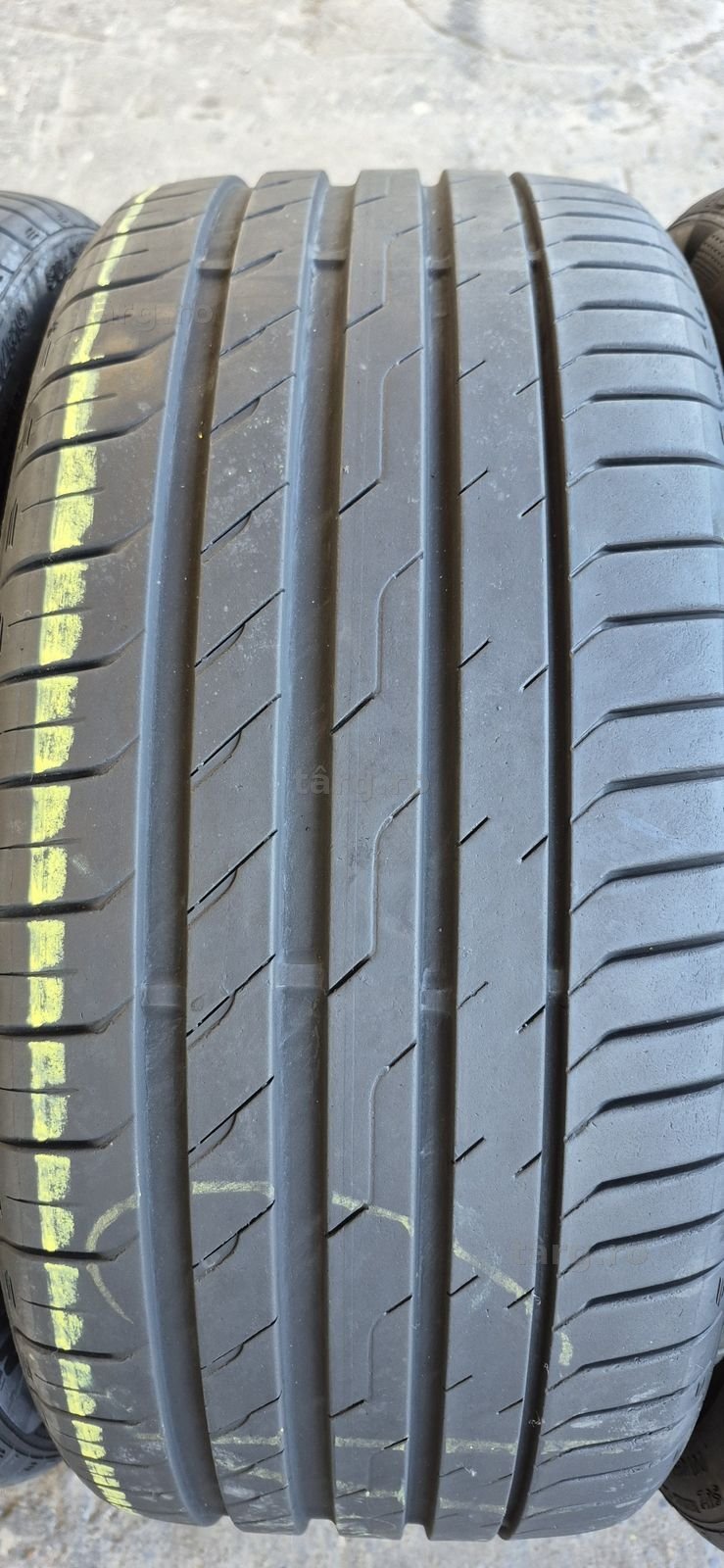 4 anvelope vara Nexen 225/35/19,dot 2022.Pretul este pe bucata. 3