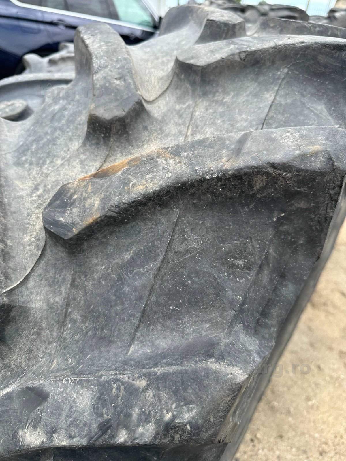 Cauciuc 420/70 R30 Pirelli 2