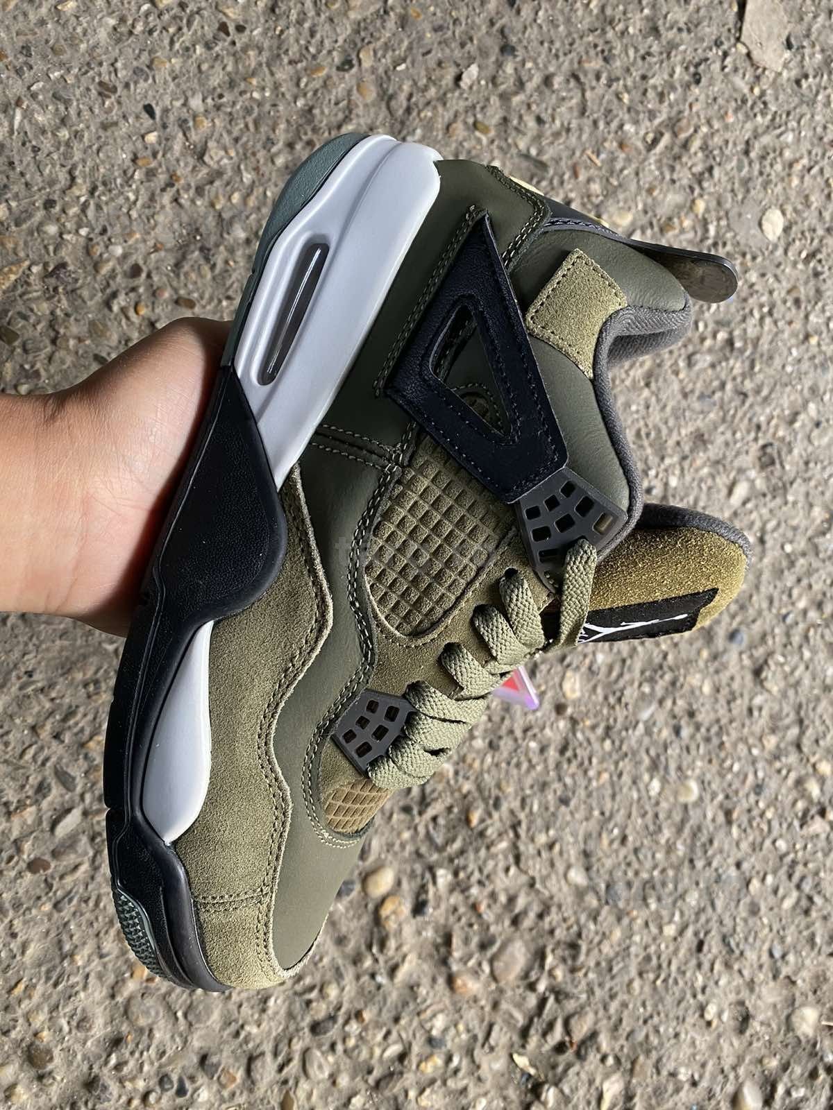 Jordan 4 retro olive 3