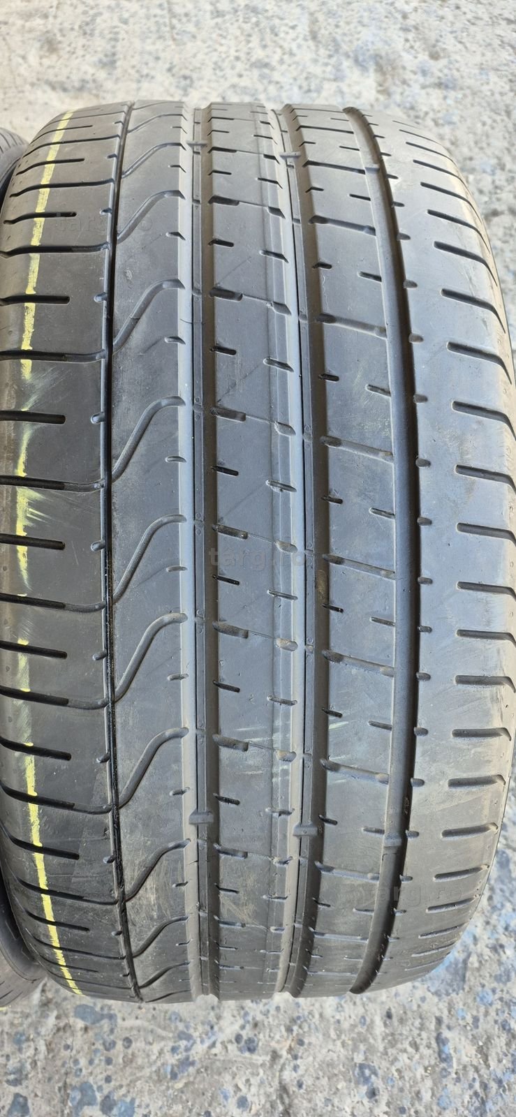 4 anvelope vara Pirelli 295/35/21.Pretul este pe bucata. 3