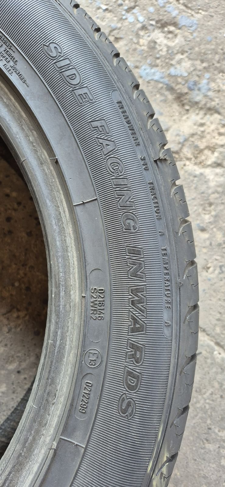 2 anvelope vara ca noi Goodyear 235/55/18.Pretul este pe bucata. 5