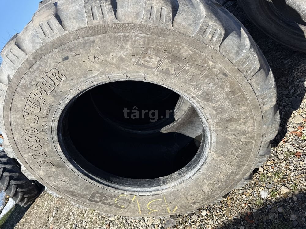 600/55r26,5 bkt 3