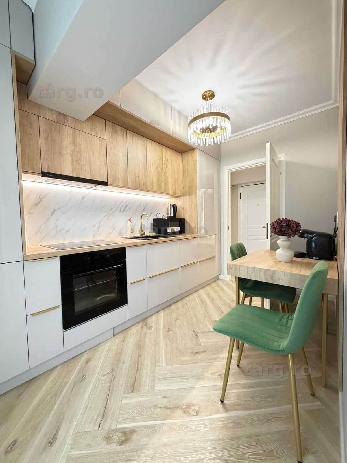 LUX LUX ! Glam Apartments Regim Hotelier Centru Palas Mall Palas Campus Aeroport EV-PC 3