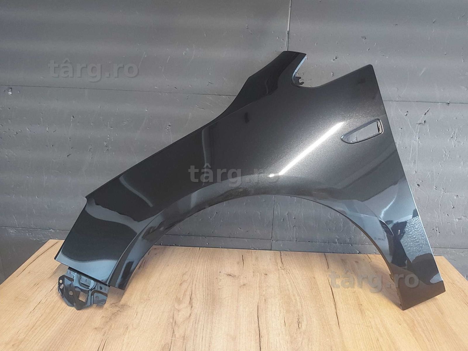 Aripa Fata Stanga Opel Astra J 2009-2015 (Z22C (Negru))
