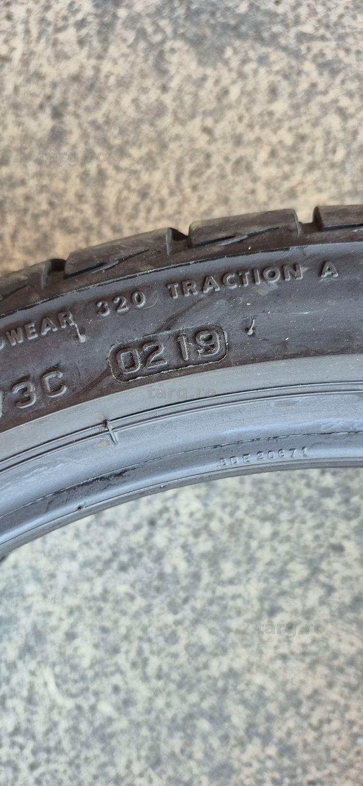 4 anvelope vara Bridgestone 215/40/18.Pretul este pe bucata. 7