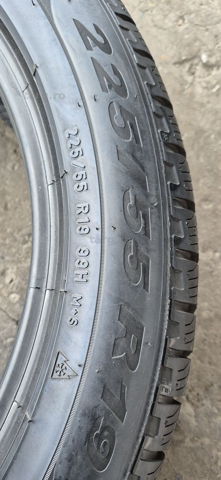 4 anvelope iarna ca si noi Pirelli 225/55/19.Pretul este pe bucata. 6