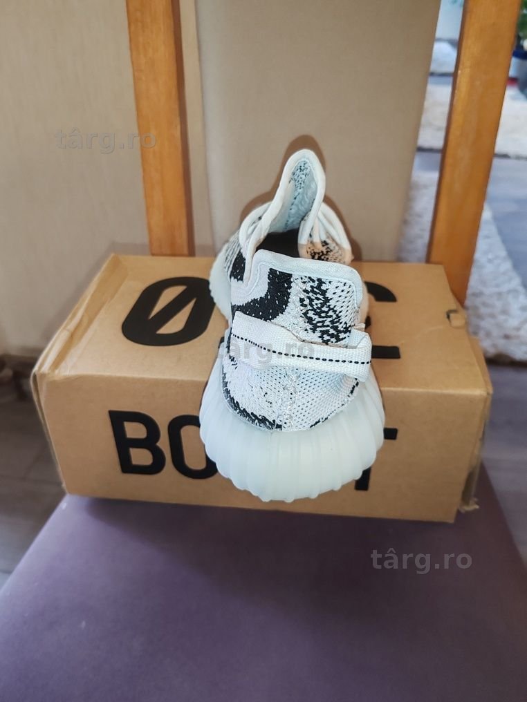 Adidas yeezy boost 350 v2 zebra 5