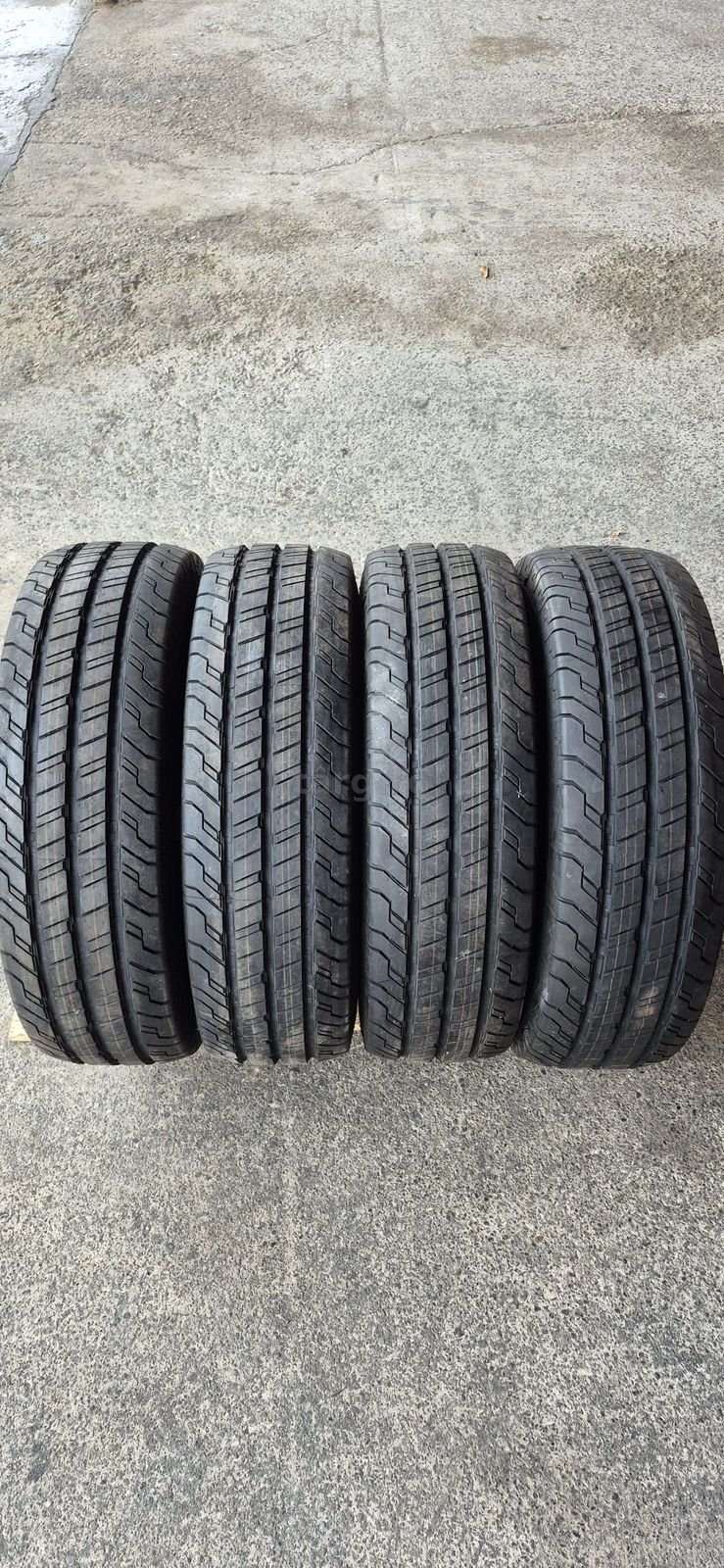 4 anvelope vara noi Continental 225/75/16C;118/116R,dot 2024.Pret/bucata.