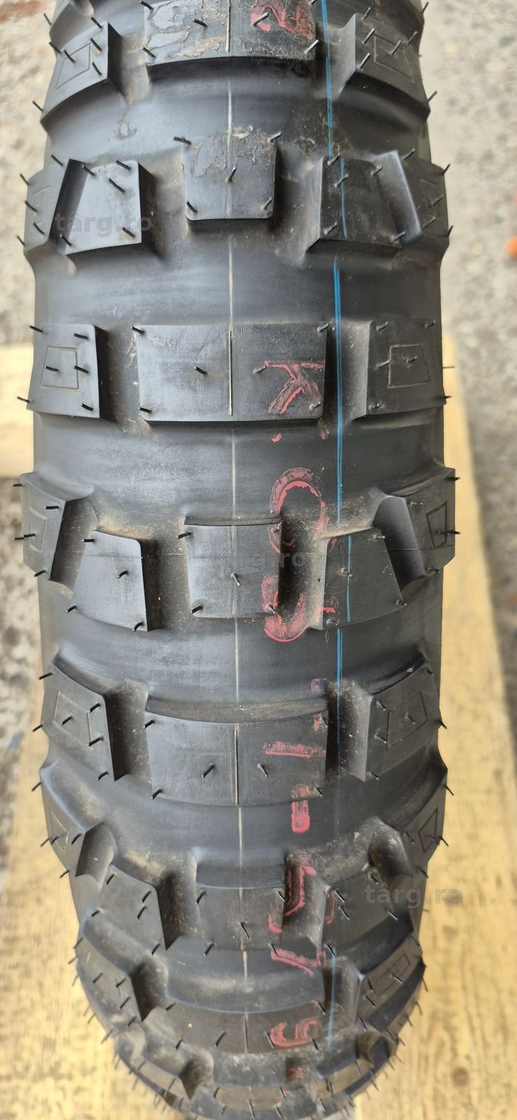 O anvelopa moto fata noua Bridgestone 120/70B19M/C,dot 2018. 3