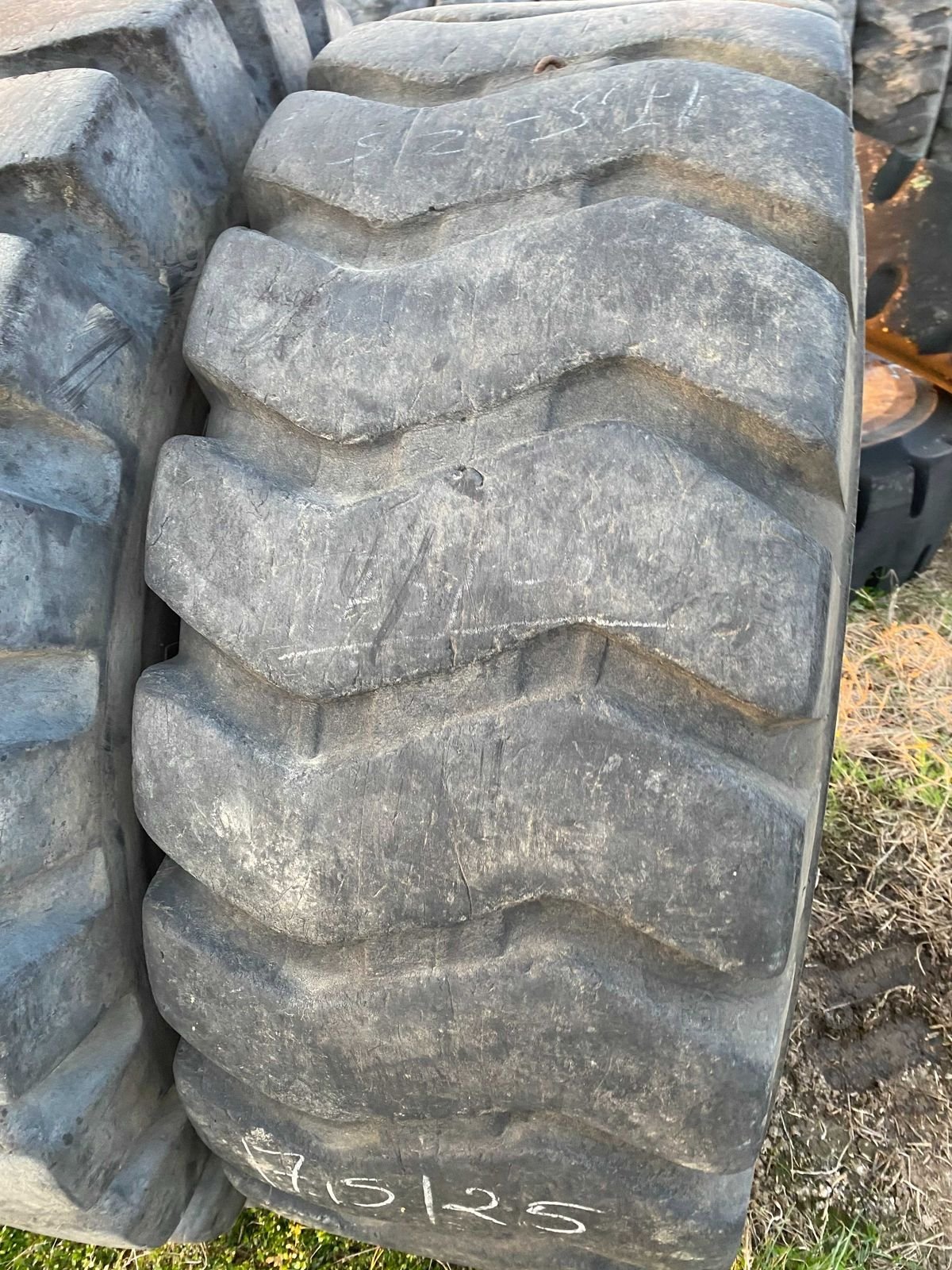 Anvelopa 15.5 R25