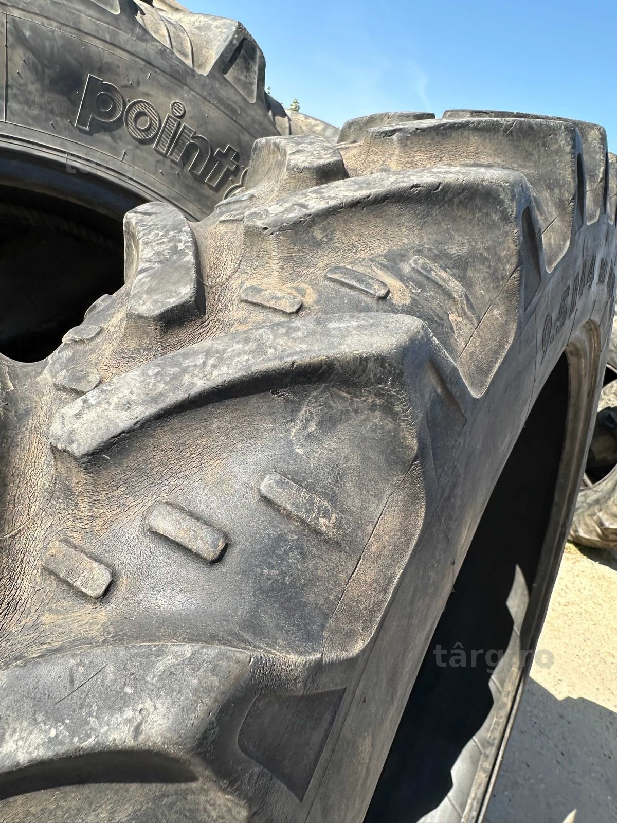 Anvelopa de tractor 9.5 R44 4