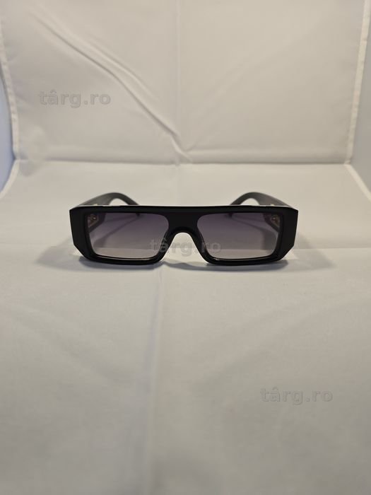 Ochelari de soare Cartier, ramÄ neagrÄ lucioasÄ, 5185