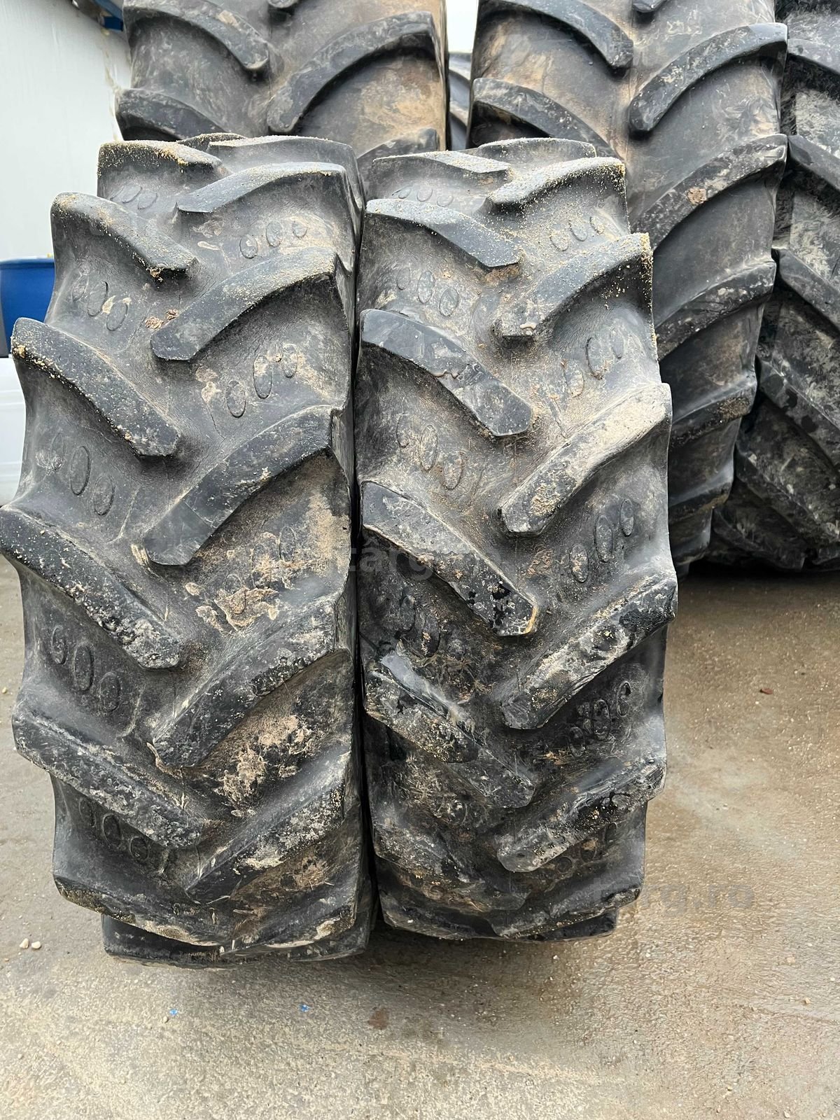 Anvelope sh 11.2 r24 BKT