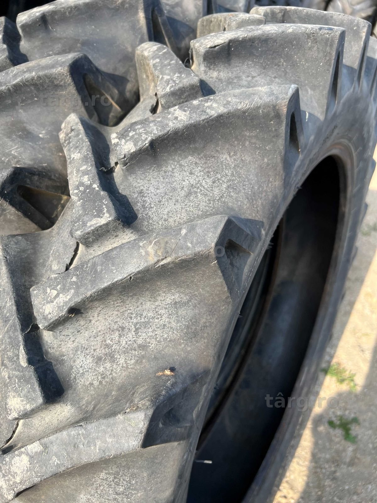 Anvelope sh 8.3 R28 Semperit 4