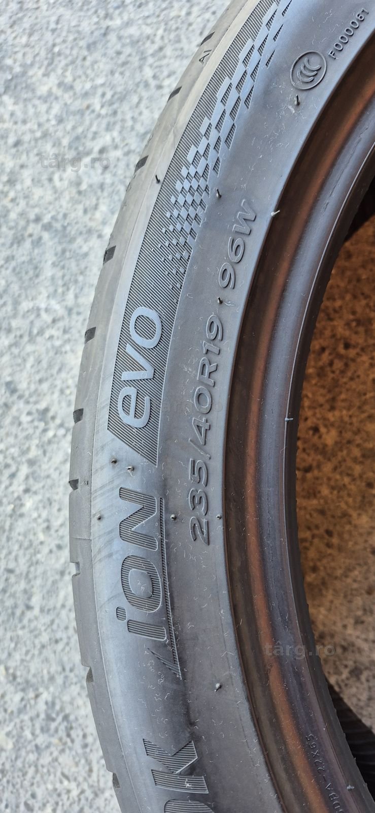 4 anvelope vara Hankook 235/40/19,dot 2023.Pretul este pe bucata. 6