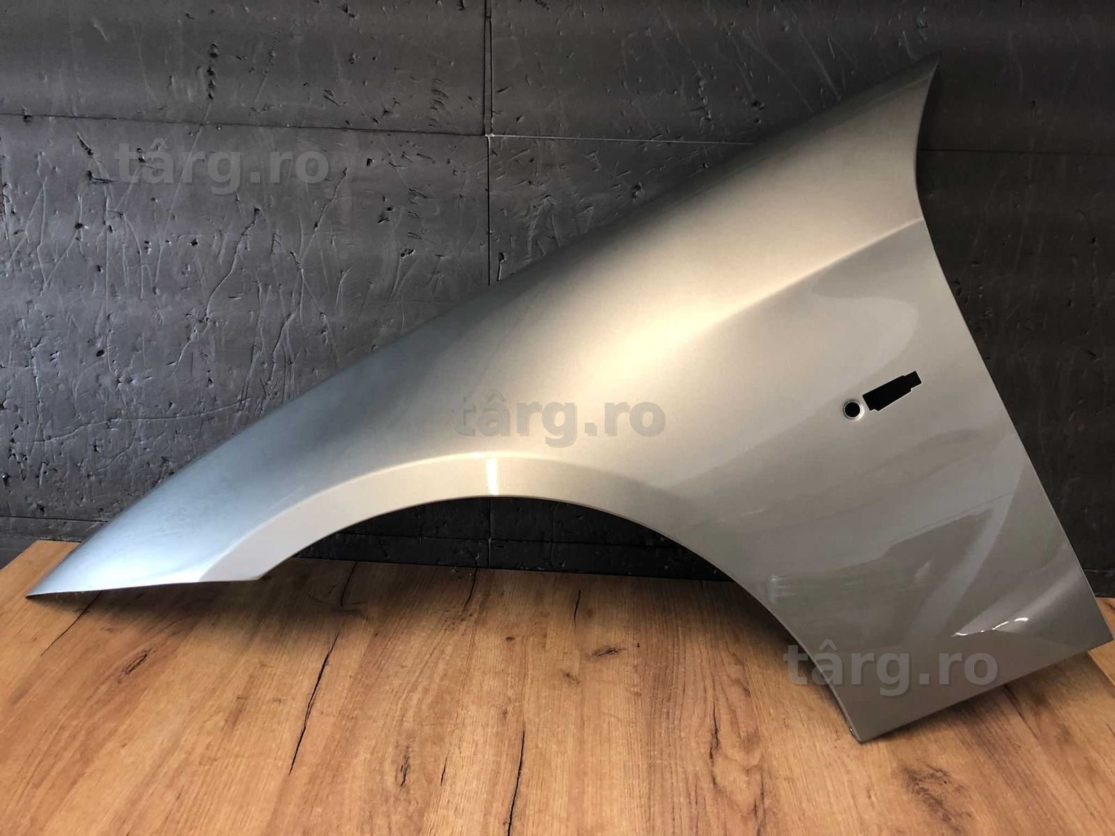 Aripa Fata Stanga BMW E90 An 2005-2012 (A53 (Auriu))