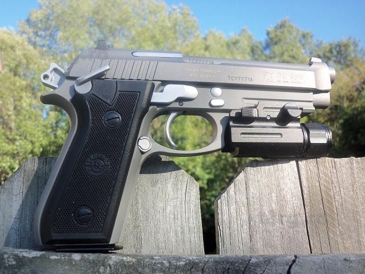 Pistol airsoft MODIFICAT la 3.7 jouls in stare perfecta de functionare