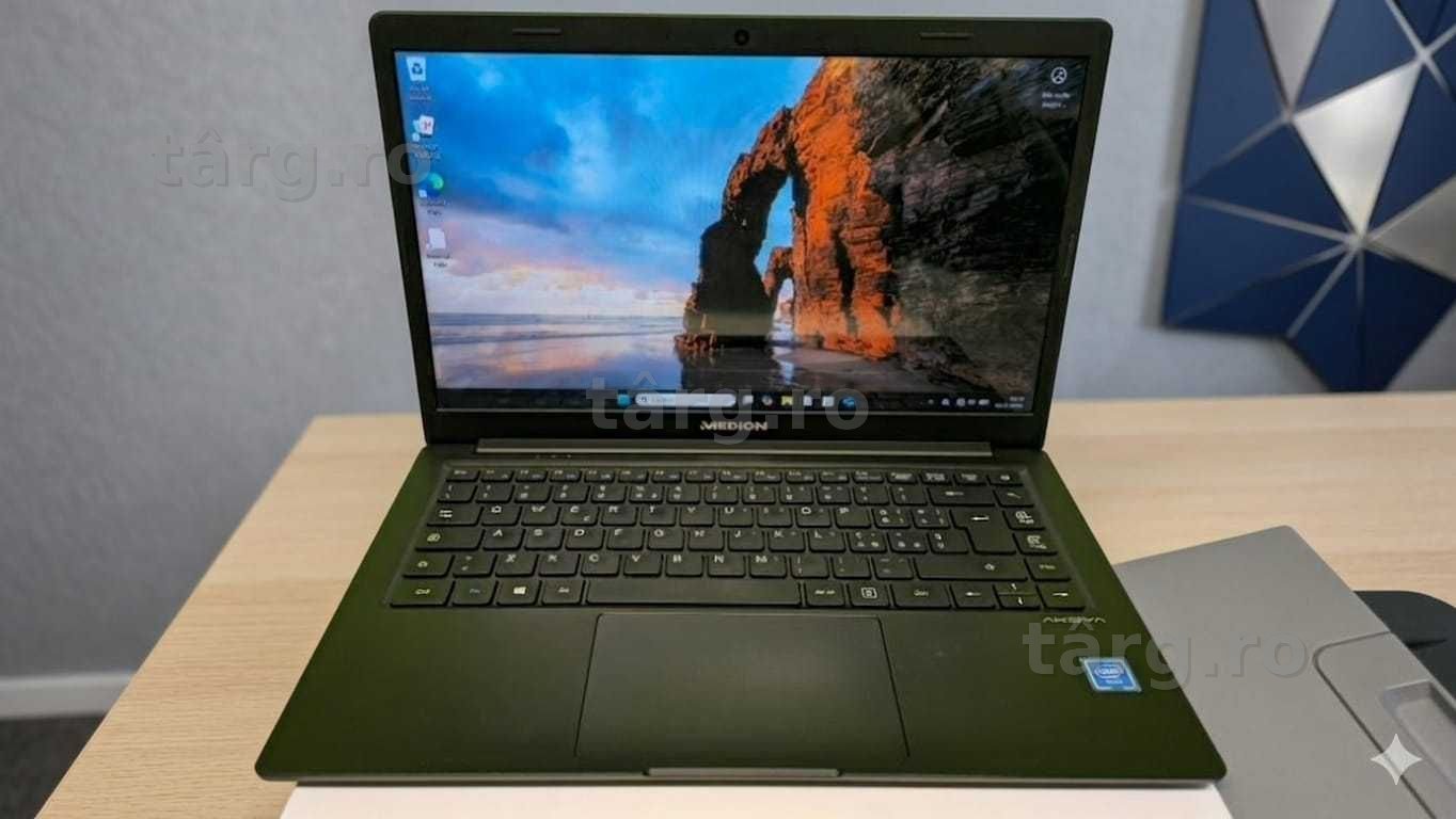 Laptop MEDION AKOYA E4251 (AG.7) Garantie 24 luni