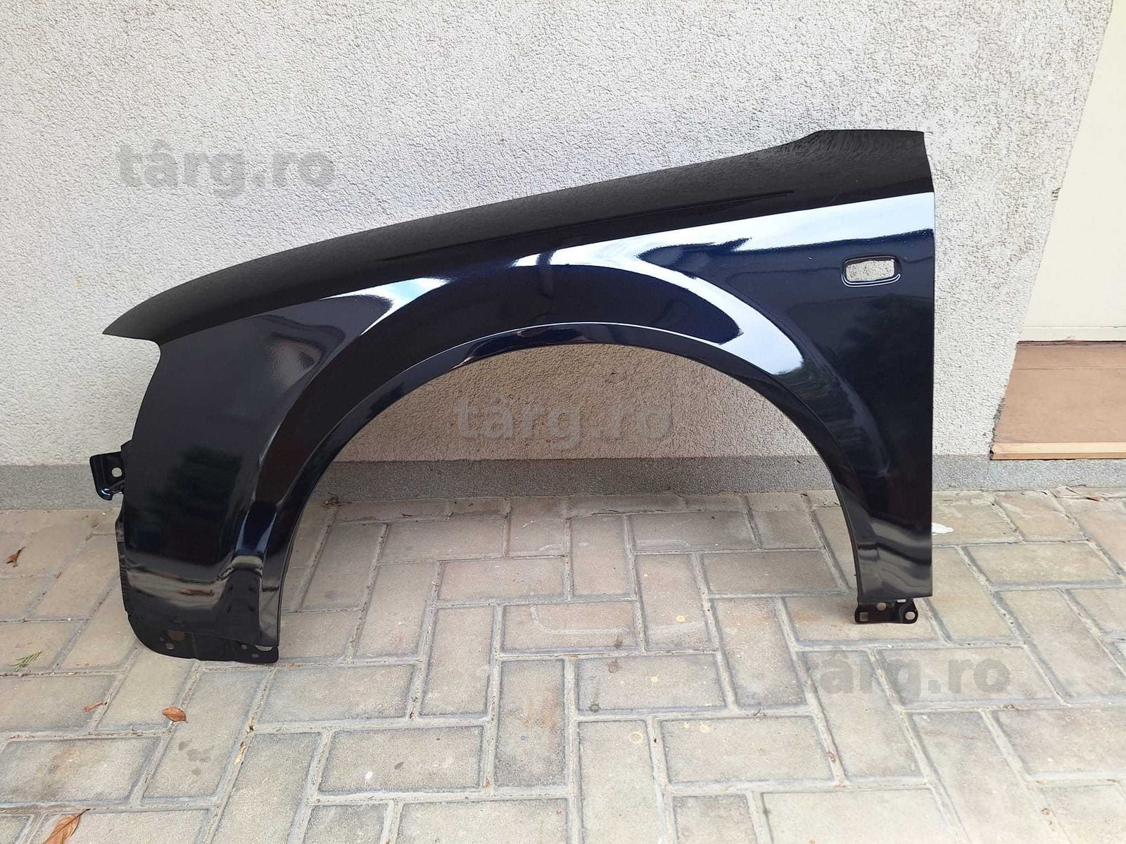 Aripa Fata Stanga Audi A4 B6 An 2000-2004 Vopsita Albastru