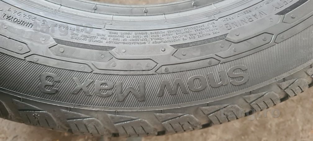 4 anvelope iarna Uniroyal 215/60/17 C.Pretul este pe bucata. 5