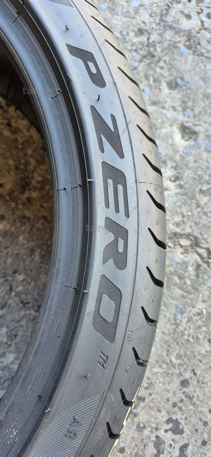 4 anvelope vara runflat noi Pirelli 225/40/19,dot 2024.Pretul este pe bucata. 4