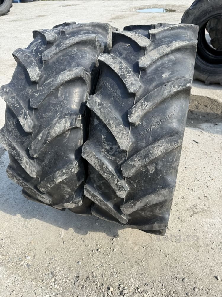 320/70r20 goodyear