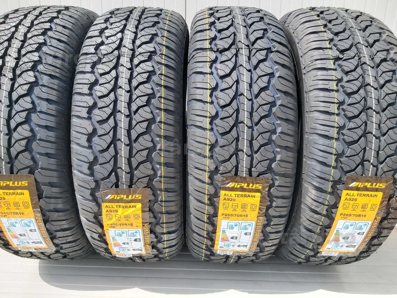 265/70 R16, 112T, APLUS All Terrain M+S, (50% off-road 50% asfalt) 2